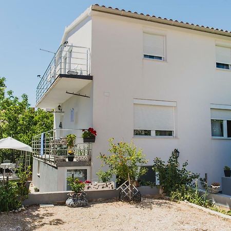 Apartment Ella Rogoznica  Exterior photo